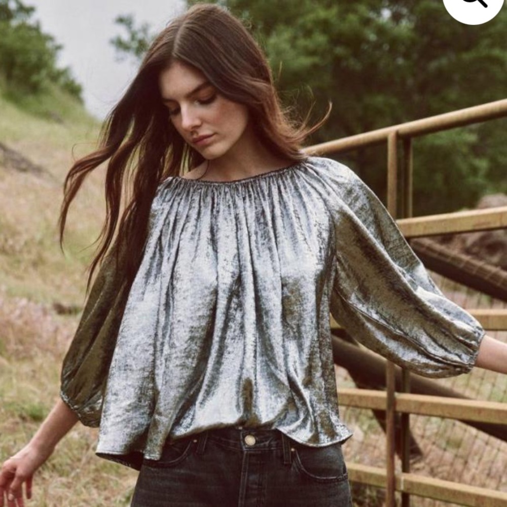 NWT The Great. The Palmette Top. Silver size 0